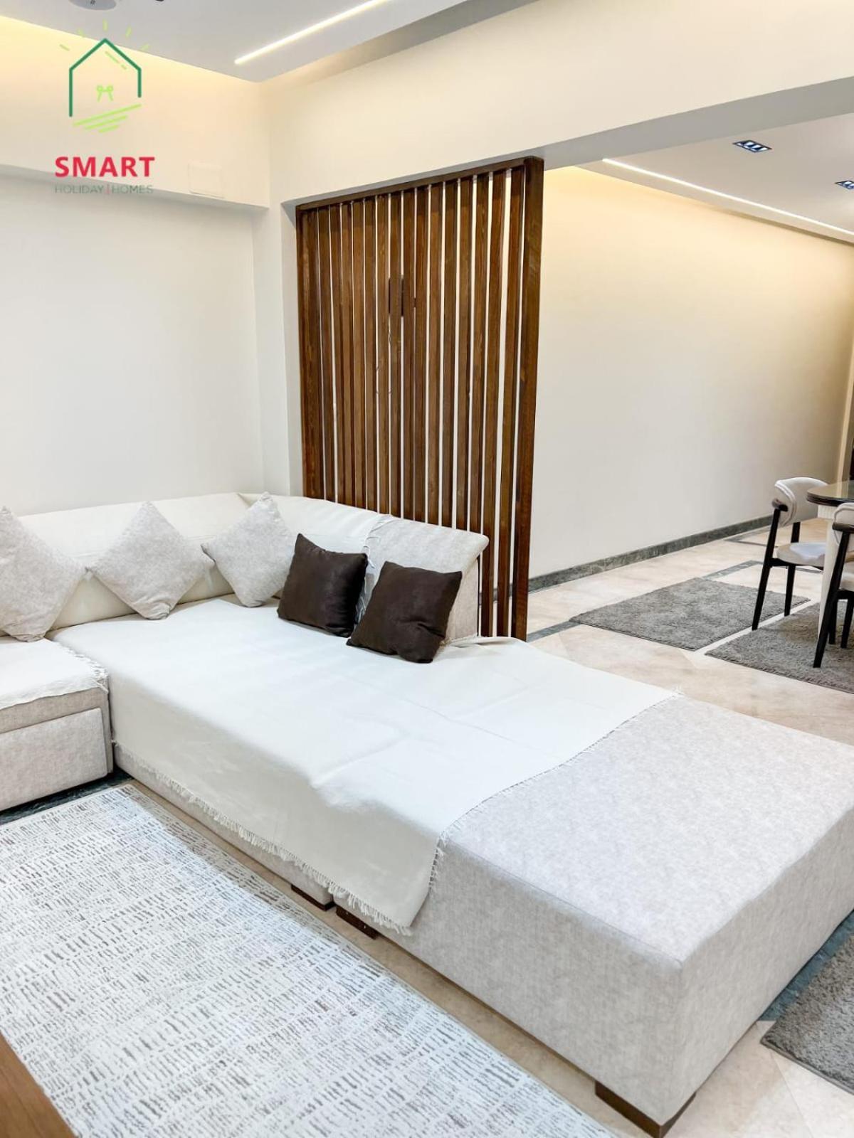 Eg-b-202 2bedroom With Balcony In Albahr Alazam Apartment *