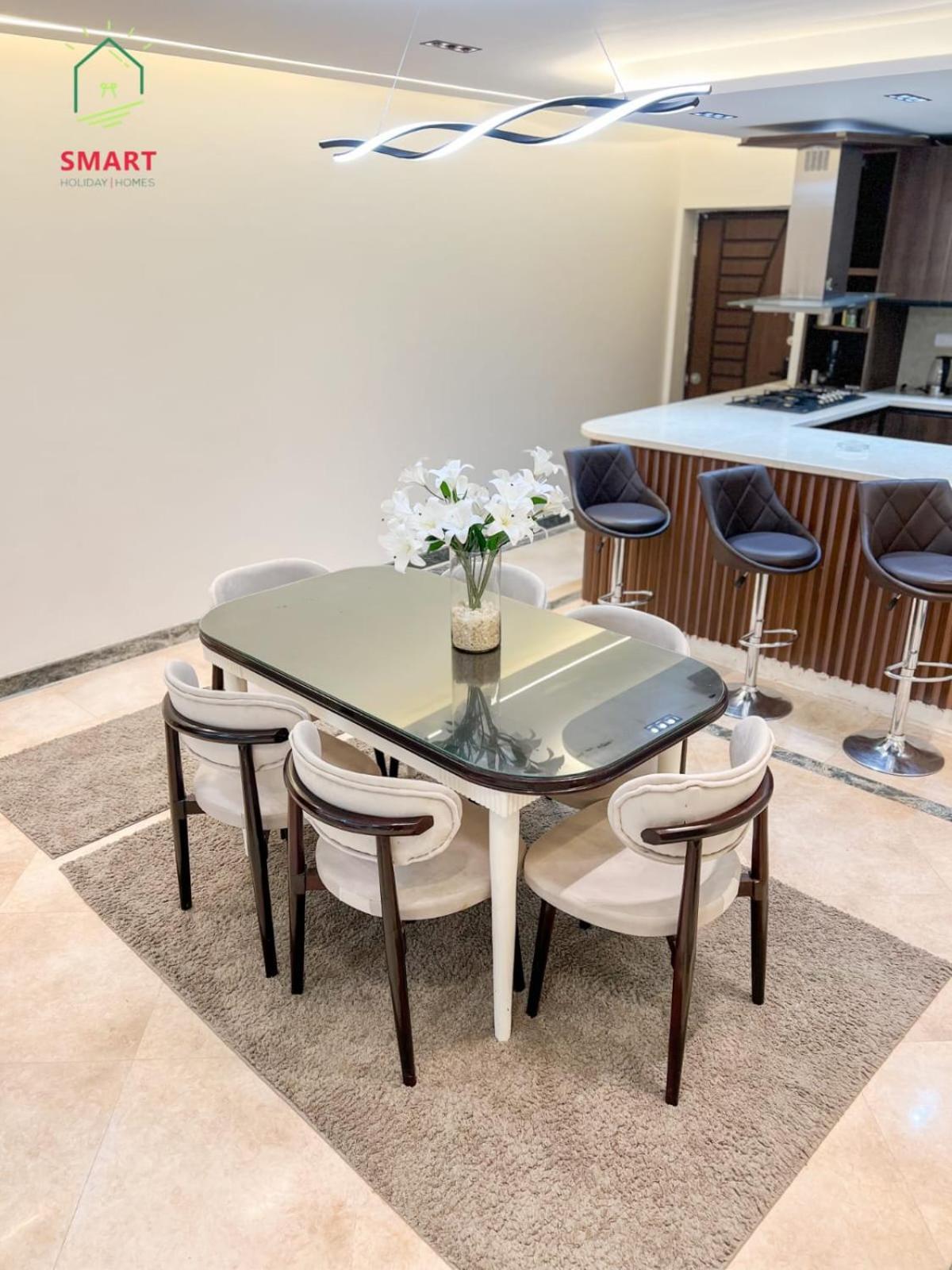 Eg-b-202 2bedroom With Balcony In Albahr Alazam *